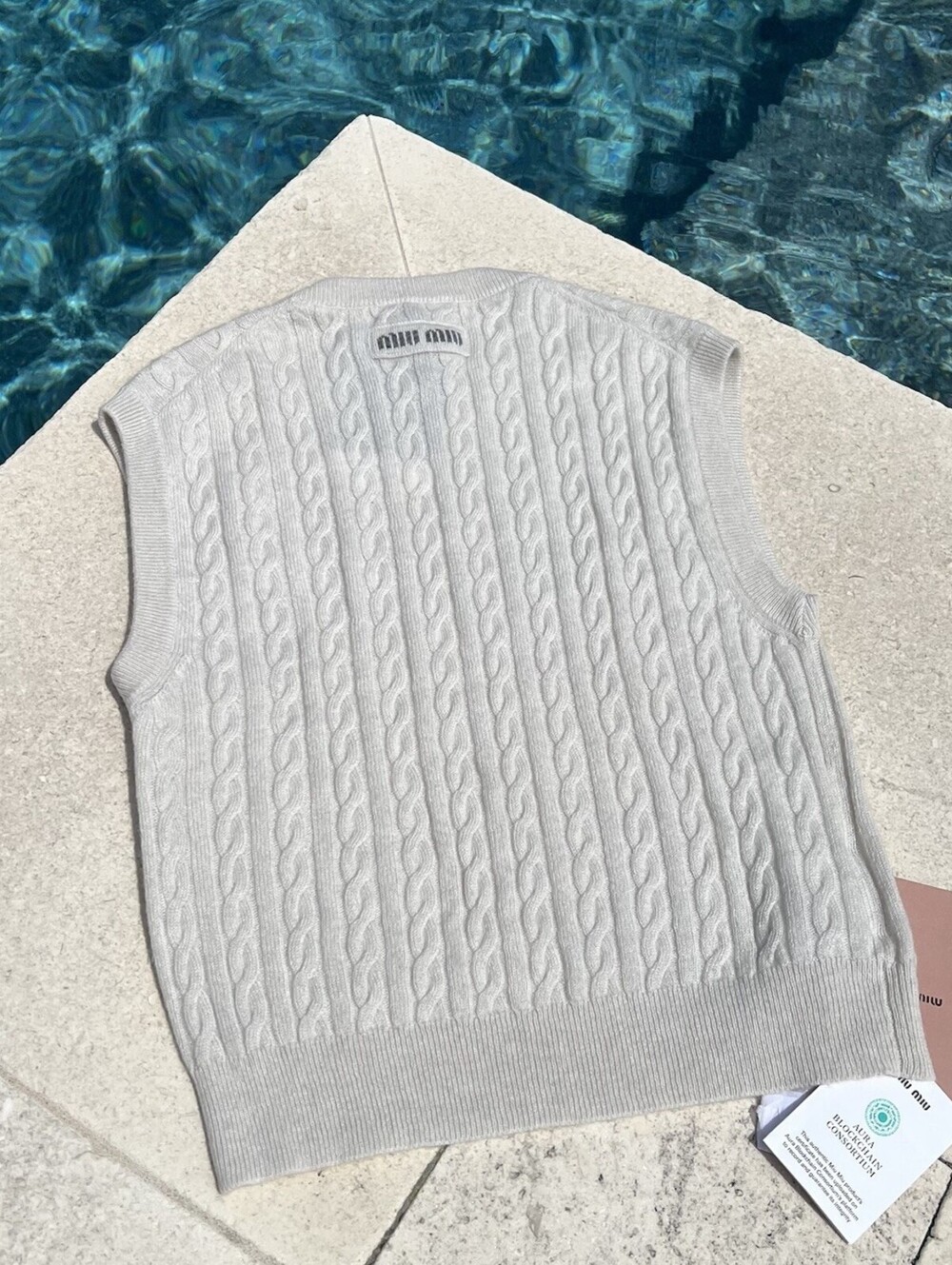 MIU MIU Cashmere Knit F.12 Vest Women's Size 36 Chalk White MMV113 NWT $1800